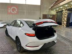 بی وای دی Qin Plus